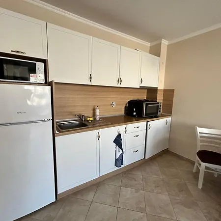 Apartment Eli3 Ravda